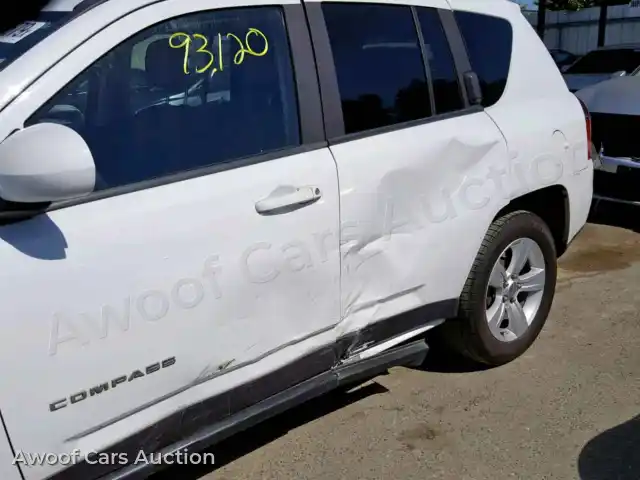 2014 Jeep Compass Latitude 1C4NJCEB9ED707919 — photo 9 de la vente Copart