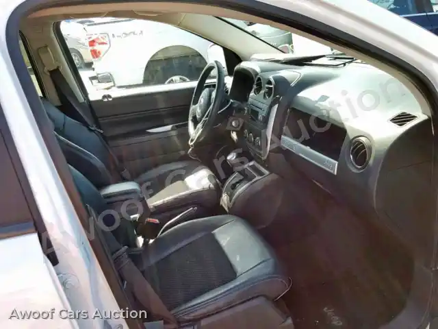 2014 Jeep Compass Latitude 1C4NJCEB9ED707919 — photo 5 de la vente Copart