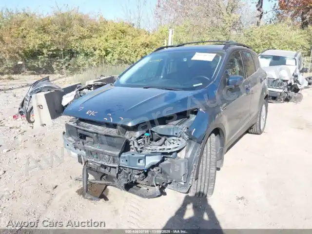 2019 Ford Escape 1FMCU9HD3KUB70843 — photo 2 de la vente Iaai