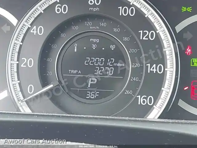2015 Honda Accord 1HGCR2F89FA042053 — Iaai auction photo 15