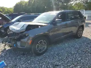 2022 Jeep Grand Cherokee