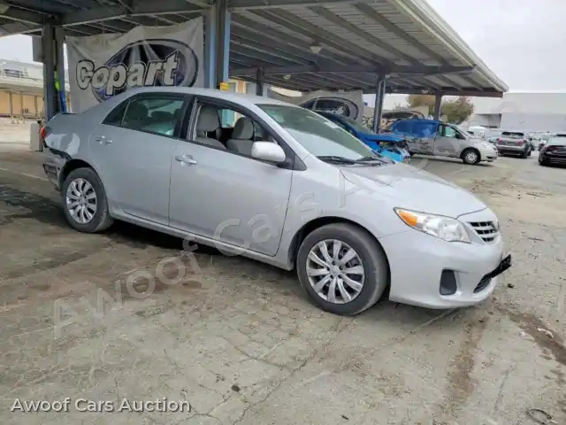 2013 Toyota Corolla 2T1BU4EE8DC095430 — Copart auction photo 4