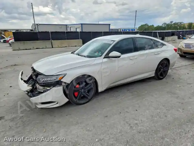 2018 Honda Accord 1HGCV1F32JA255557 — photo 1 de la vente Copart