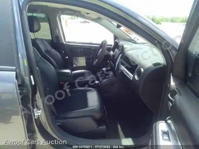 2017 Jeep Compass 1C4NJDEB8HD104194 — Iaai auction photo 5
