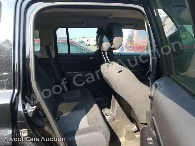 2015 Jeep Patriot 1C4NJRFB0FD148196 — photo 6 de la vente Copart