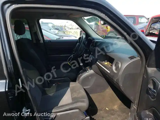 2015 Jeep Patriot 1C4NJRFB0FD148196 — photo 5 de la vente Copart
