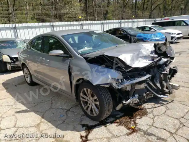 2015 Chrysler 200 1C3CCCAB9FN639547 — Copart auction photo 4