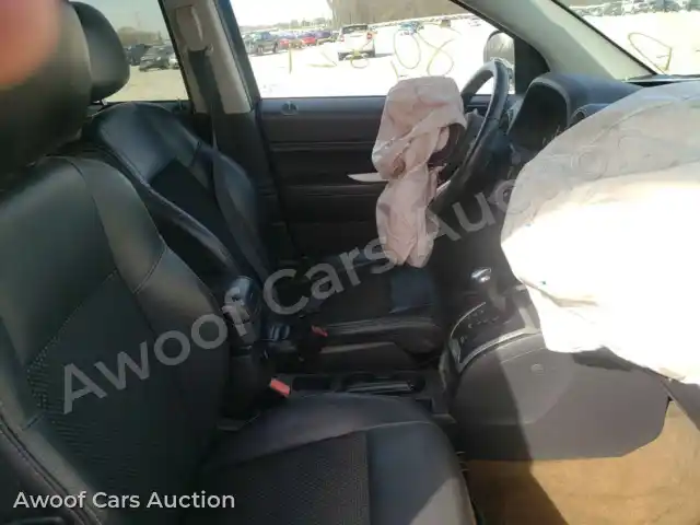 2016 Jeep Compass 1C4NJCEA5GD722427 — Copart auction photo 5