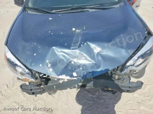 2015 Toyota Corolla 2T1BPRHE0FC415195 — Copart auction photo 11