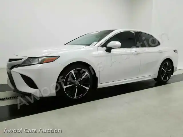 2018 Toyota Camry 4T1B61HK4JU064762 — Manheim auction photo 1
