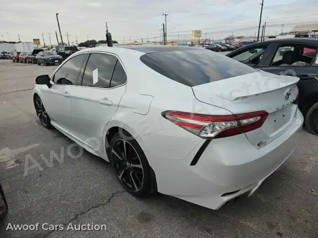 2018 Toyota Camry 4T1B61HK4JU064762 — Manheim auction photo 6