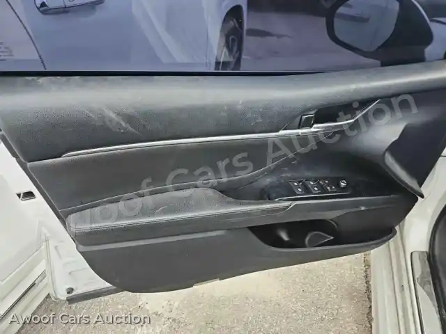 2018 Toyota Camry 4T1B61HK4JU064762 — Manheim auction photo 9