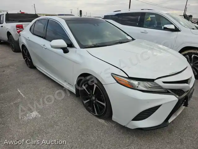 2018 Toyota Camry 4T1B61HK4JU064762 — Manheim auction photo 3
