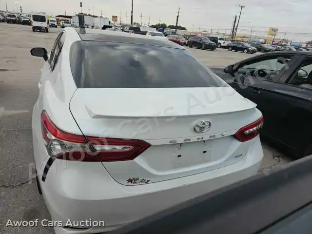 2018 Toyota Camry 4T1B61HK4JU064762 — Manheim auction photo 5