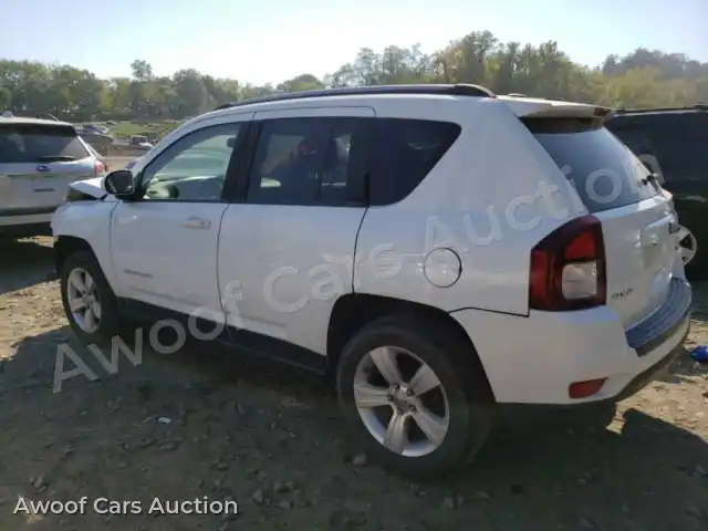 2015 Jeep Compass 1C4NJDEB4FD324087 — Copart auction photo 2
