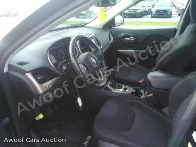 2017 Jeep Grand Cherokee 1C4PJLCB2HW604703 — Manheim auction photo 3