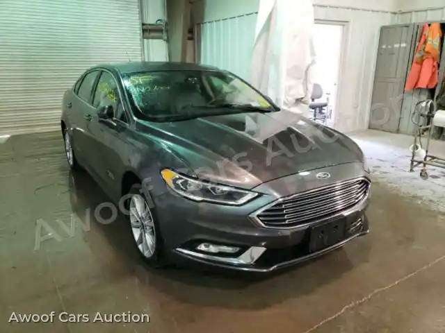 2017 Ford Fusion 3FA6P0PU1HR268412 — Copart auction photo 1