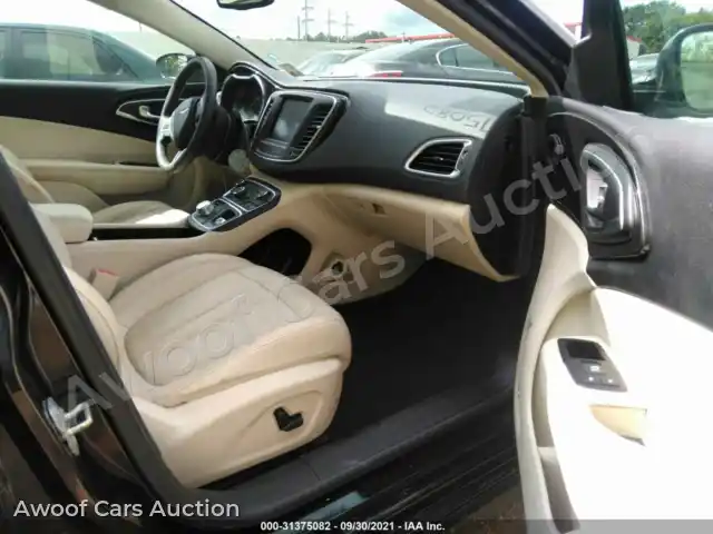 2015 Chrysler 200 1C3CCCCG6FN515230 — Iaai auction photo 5