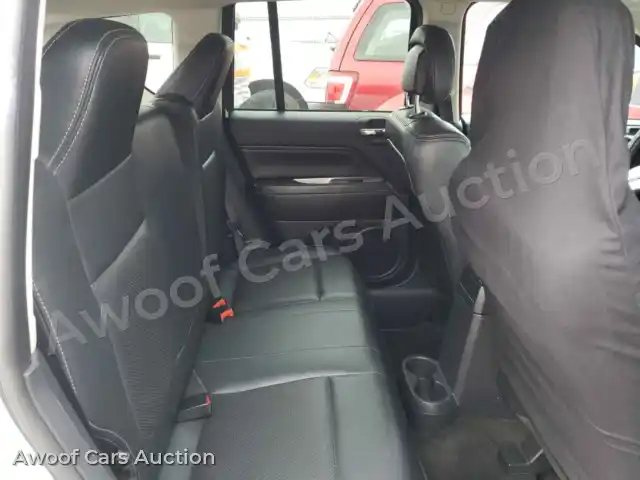 2016 Jeep Compass 1C4NJCEAXGD716154 — Copart auction photo 6
