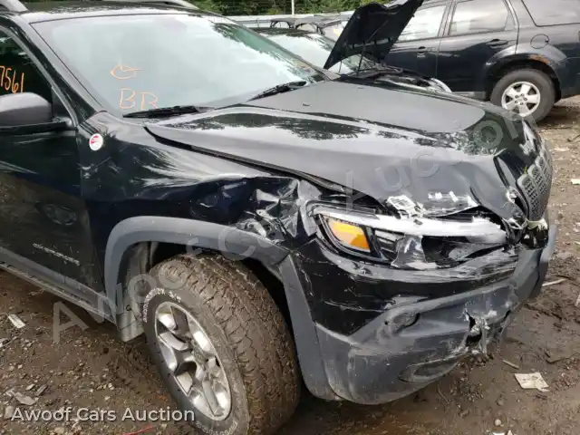 2019 Jeep Cherokee 1C4PJMBX6KD430043 — photo 9 de la vente Copart