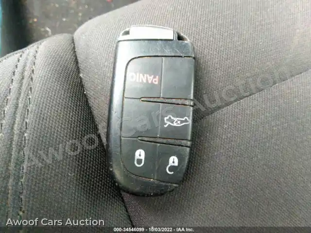 2015 Chrysler 200 1C3CCCAB0FN582543 — photo 11 de la vente Iaai