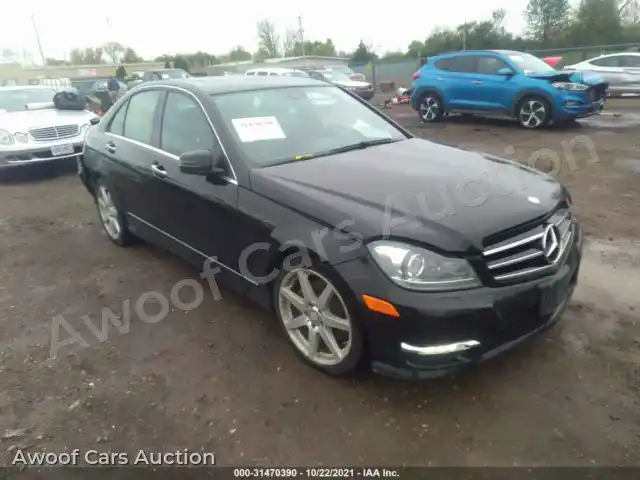 2013 Mercedes-Benz C-Class WDDGF8ABXDA840997 — Iaai auction photo 1