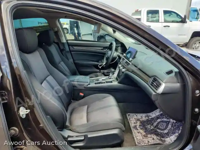 2018 Honda Accord 1HGCV1F4XJA076207 — photo 7 de la vente Copart