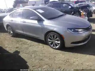 2015 Chrysler 200
