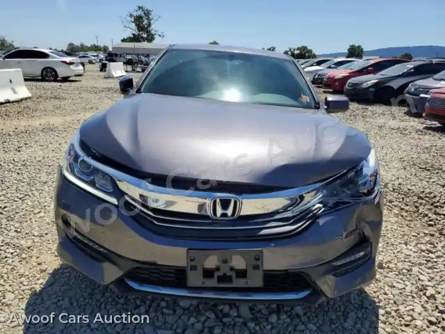 2017 Honda Accord 1HGCR2F86HA218110 — Copart auction photo 5