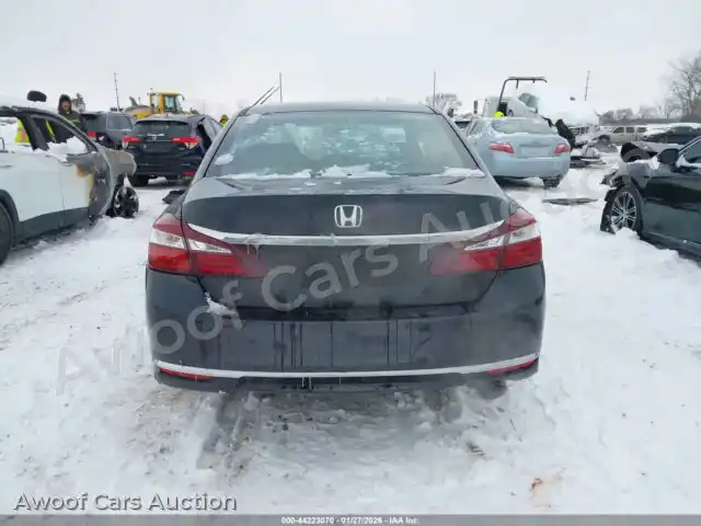 2017 Honda Accord 1HGCR2F37HA120465 — Iaai auction photo 17