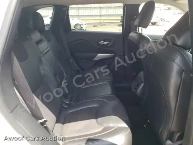 2018 Jeep Cherokee 1C4PJLLB4JD621634 — Copart auction photo 6