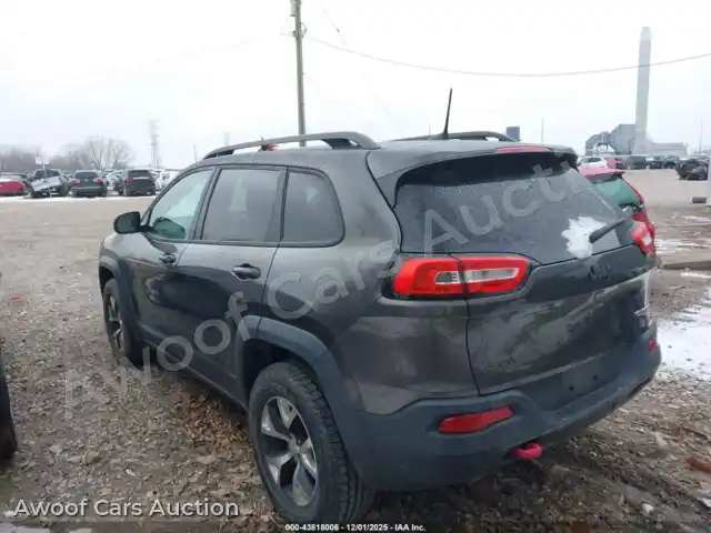 2017 Jeep Cherokee 1C4PJMBB6HW510086 — Iaai auction photo 3