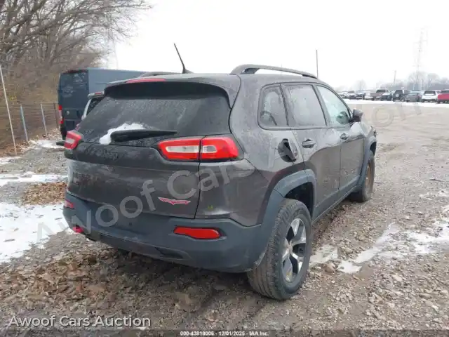2017 Jeep Cherokee 1C4PJMBB6HW510086 — Iaai auction photo 4