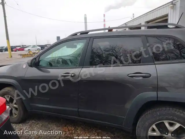 2017 Jeep Cherokee 1C4PJMBB6HW510086 — Iaai auction photo 14