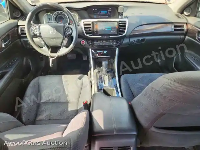 2017 Honda Accord 1HGCR2F01HA100928 — hoton gwanjo Copart na 8