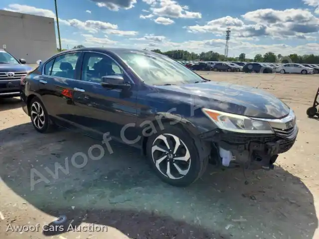 2017 Honda Accord 1HGCR2F01HA100928 — hoton gwanjo Copart na 4