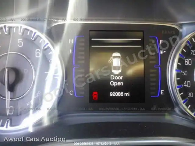 2015 Chrysler 200 1C3CCCABXFN636897 — photo 7 de la vente Iaai