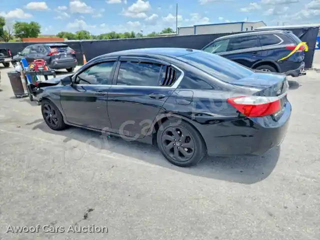 2015 Honda Accord 1HGCR2F83FA082483 — Copart auction photo 2