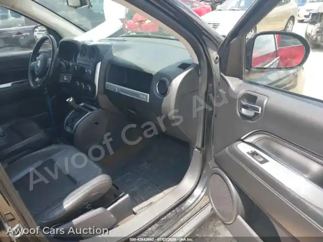 2014 Jeep Compass 1C4NJCEA8ED531761 — Iaai auction photo 5