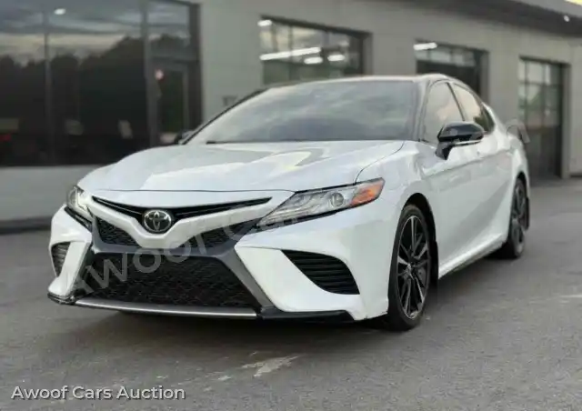 2019 Toyota Camry 4T1B61HK2KU215521 — Copart auction photo 2