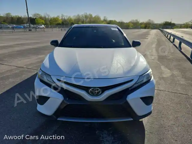 2019 Toyota Camry 4T1B61HK2KU215521 — Manheim auction photo 2