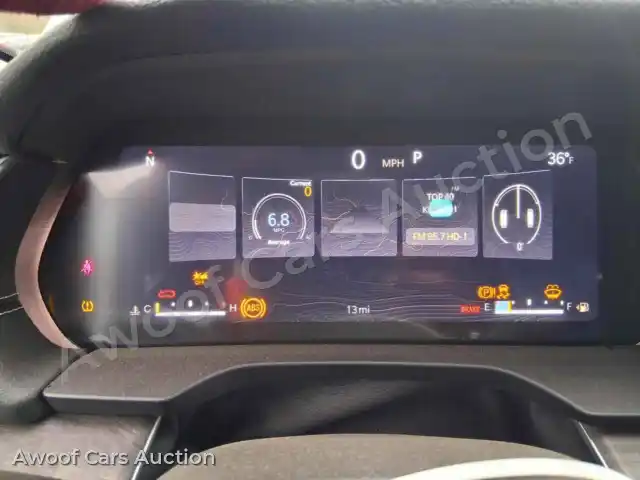 2023 Jeep Cherokee 1C4RJHBG8PC504821 — hoton gwanjo Copart na 9