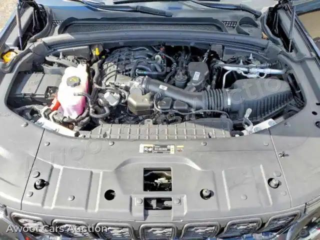 2023 Jeep Cherokee 1C4RJHBG8PC504821 — hoton gwanjo Copart na 12