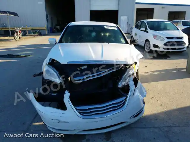 2014 Chrysler 200 1C3CCBAB7EN205295 — Copart auction photo 9