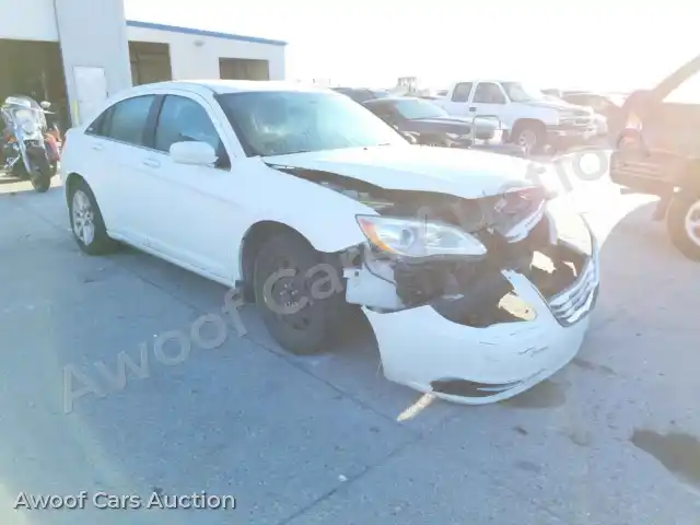 2014 Chrysler 200 1C3CCBAB7EN205295 — Copart auction photo 1