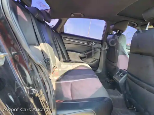 2018 Honda Accord 1HGCV2F34JA047282 — hoton gwanjo Copart na 10