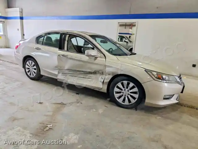 2013 Honda Accord 1HGCR3F82DA037974 — hoton gwanjo Copart na 4