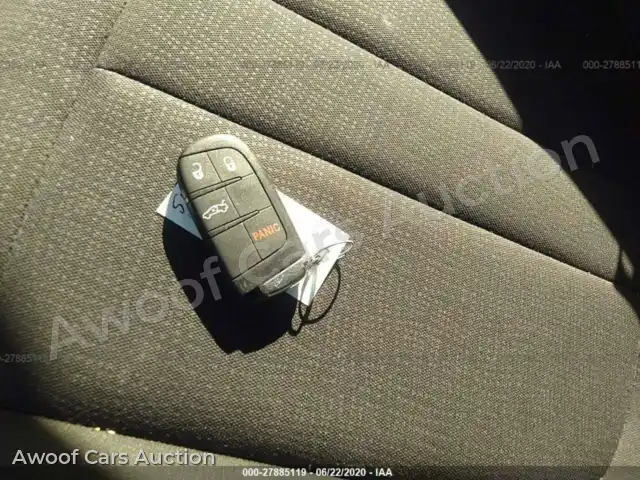 2015 Chrysler 200 1C3CCCFB7FN599655 — photo 11 de la vente Iaai