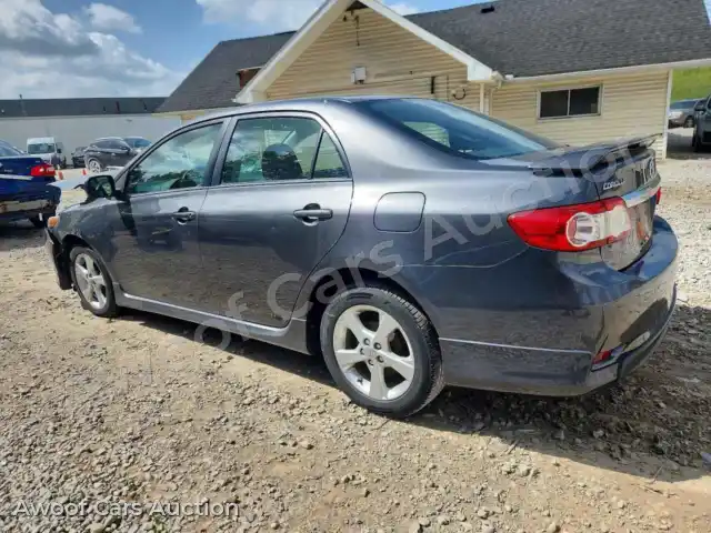2013 Toyota Corolla 2T1BU4EE7DC978208 — Copart auction photo 2
