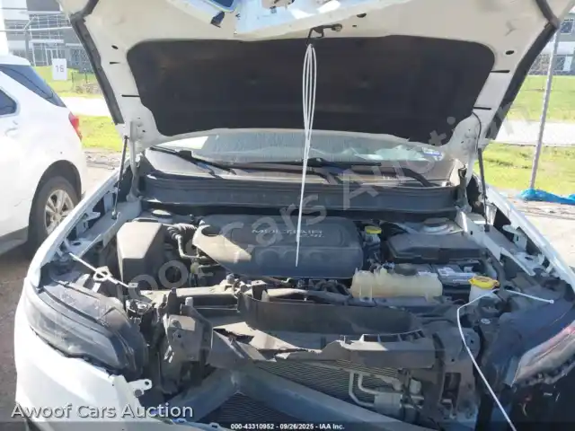 2019 Jeep Cherokee 1C4PJLLB8KD204115 — Iaai auction photo 10